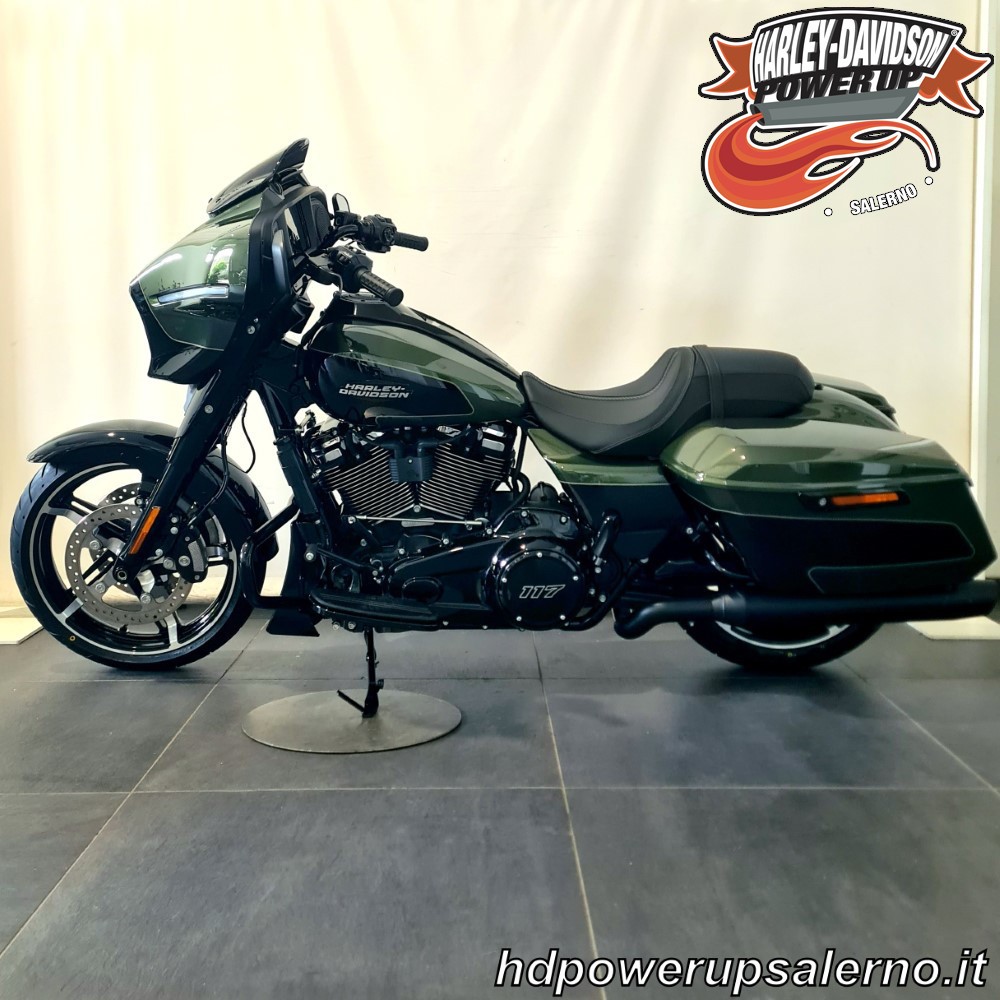 HARLEY-DAVIDSON STREET GLIDE – PRONTA CONSEGNA